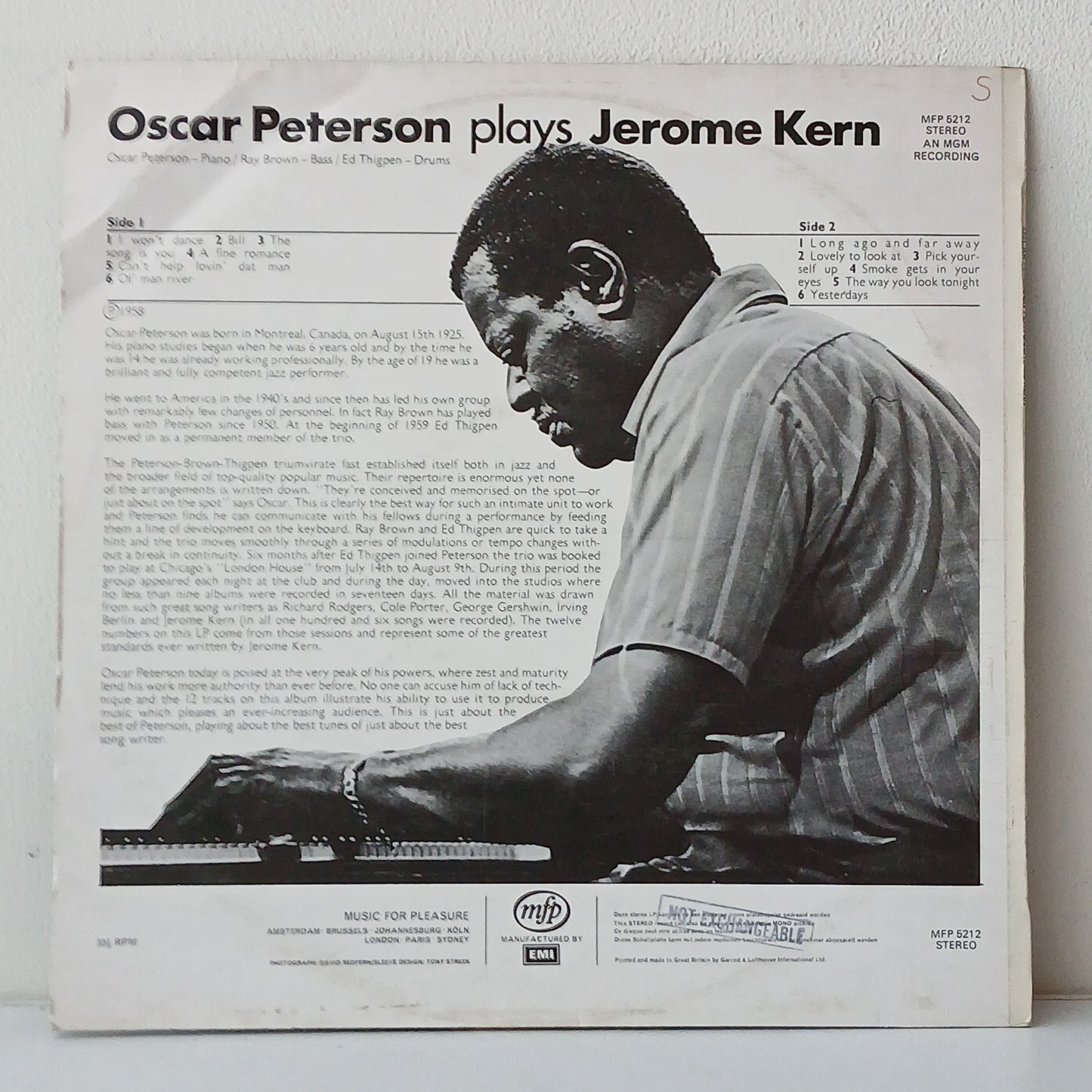 Oscar Peterson – Oscar Peterson Plays Jerome Kern (Used LP)