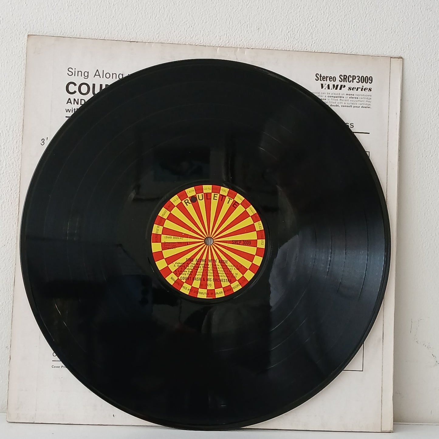 Count Basie, Joe Williams, Dave Lambert, Jon Hendricks, Annie Ross, The Basie Band – Sing Along With Basie (Used LP)