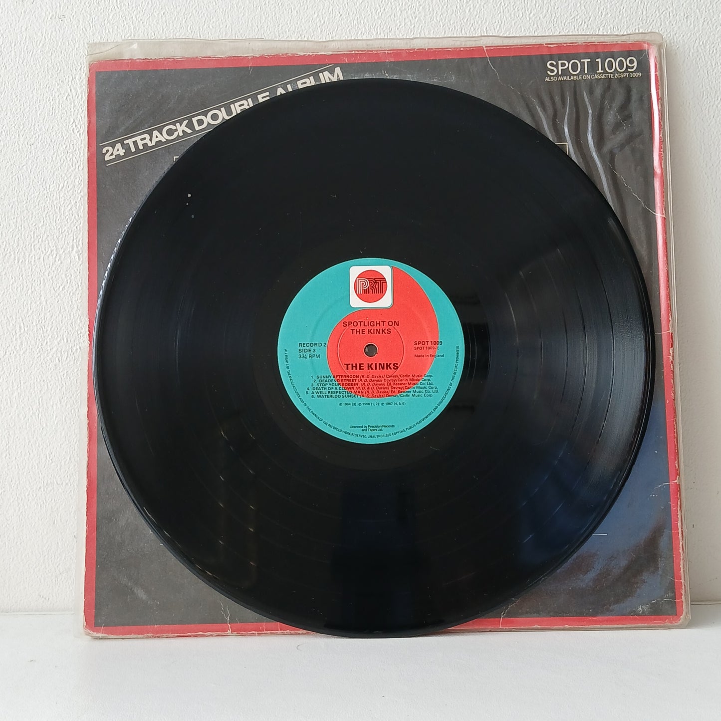 The Kinks – Spotlight On The Kinks (Used 2LP)