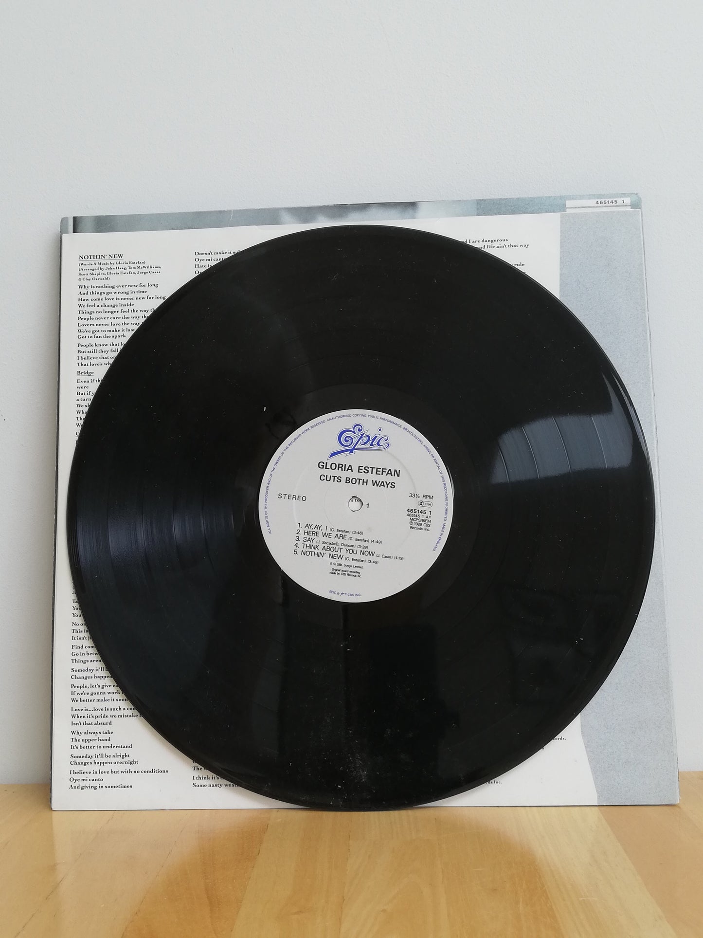 Gloria Estefan – Cuts Both Ways (Used LP)