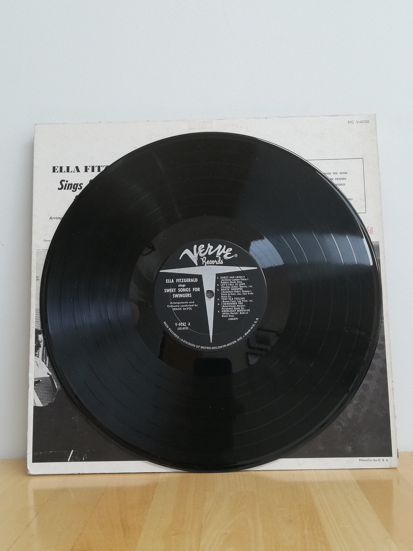 Ella Fitzgerald – Ella Fitzgerald Sings Sweet Songs For Swingers (Used LP)