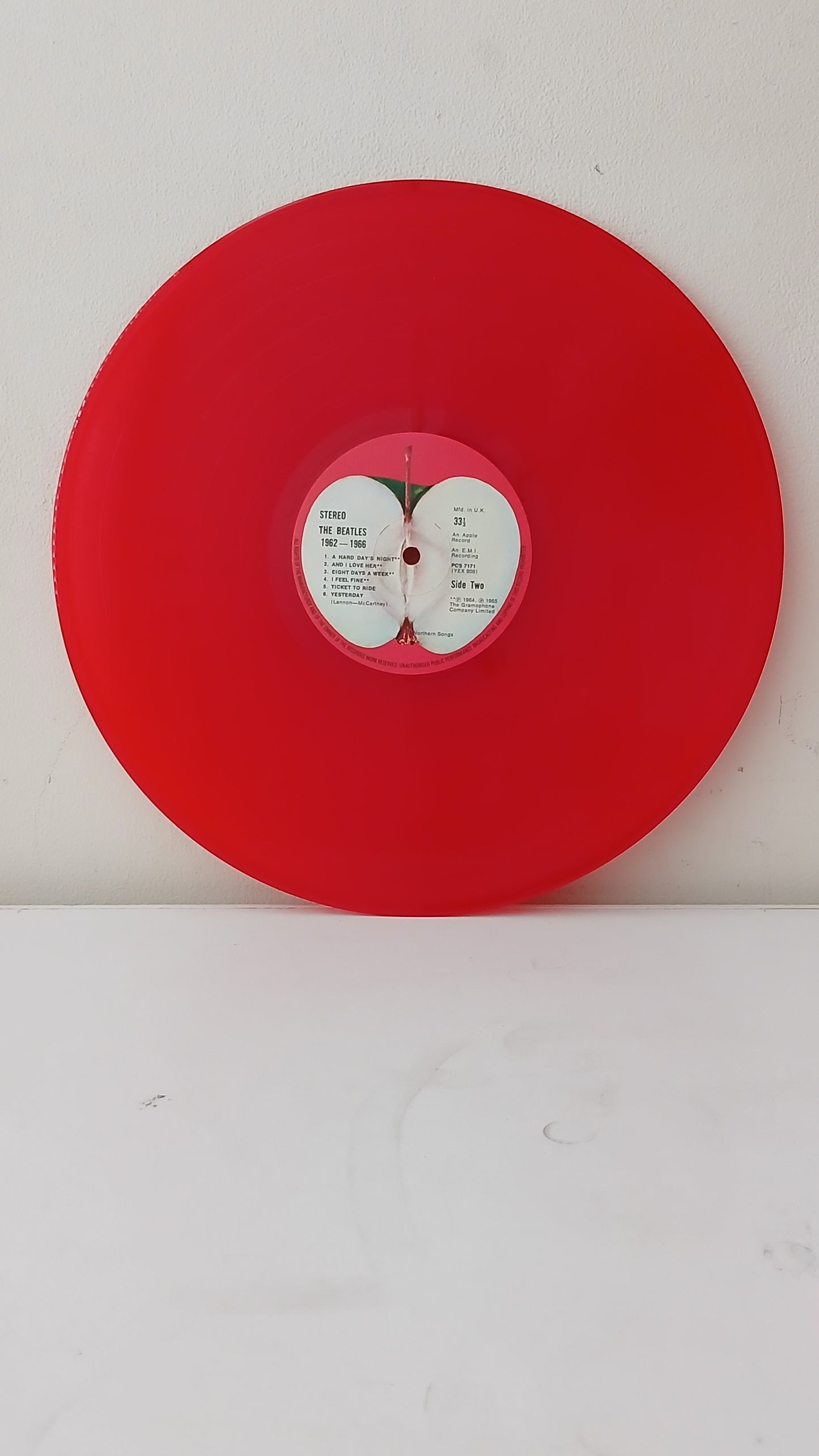 The Beatles – 1962-1966 (Used Red Coloured LP)