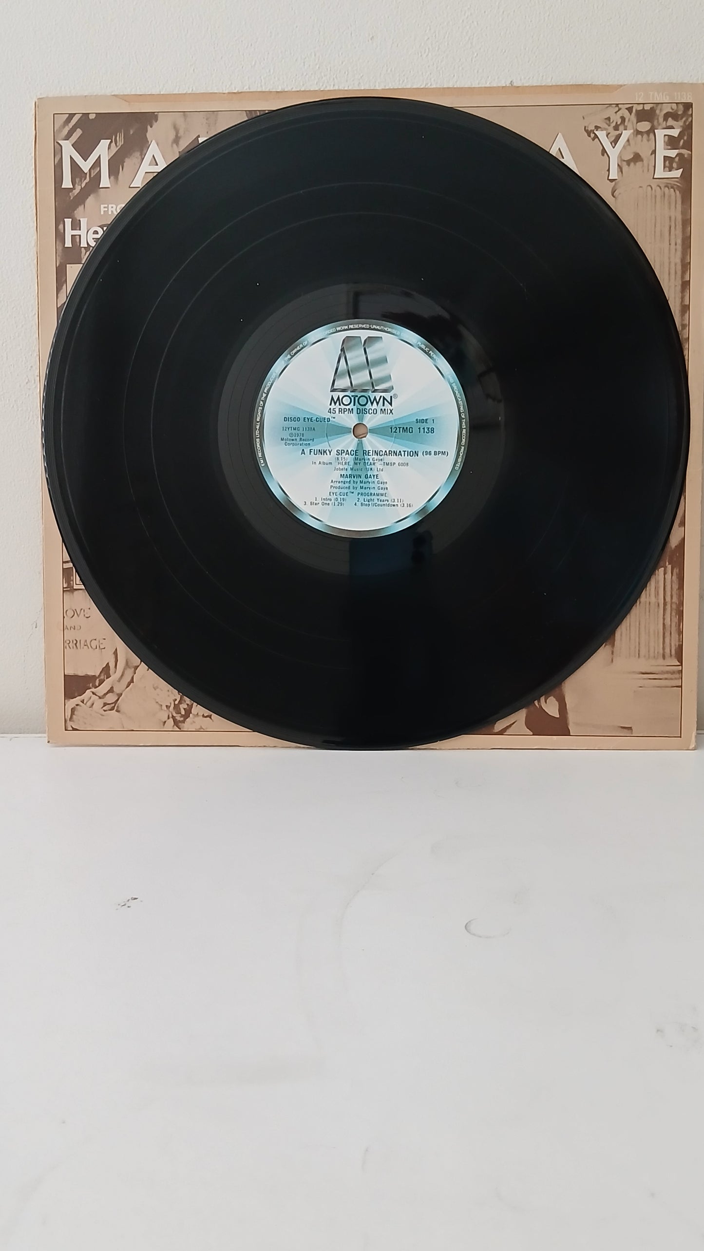 Marvin Gaye – A Funky Space Reincarnation / Got To Give It Up (Used 12")
