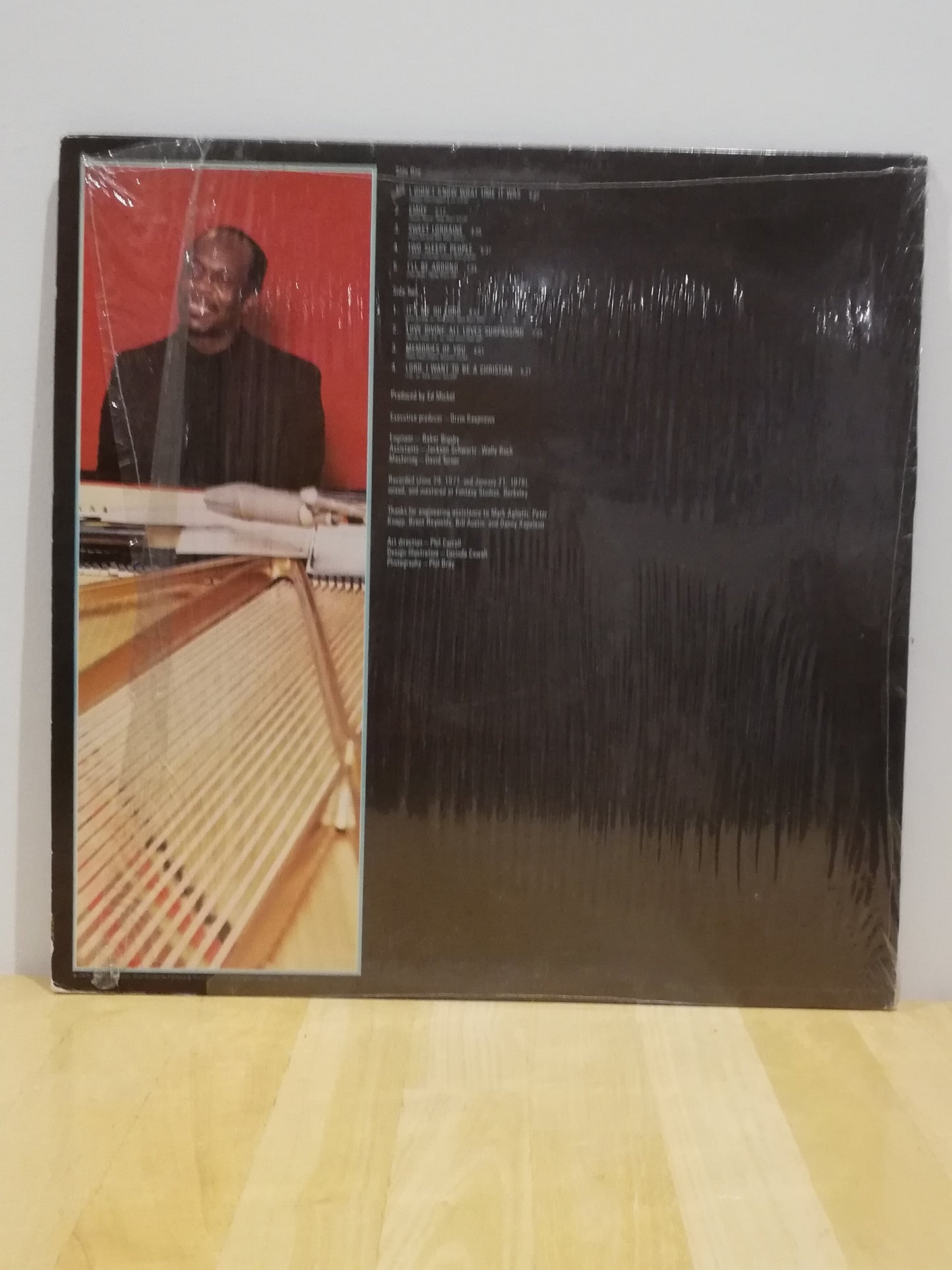 Hank Jones ‎– Tiptoe Tapdance (Used Vinyl LP)